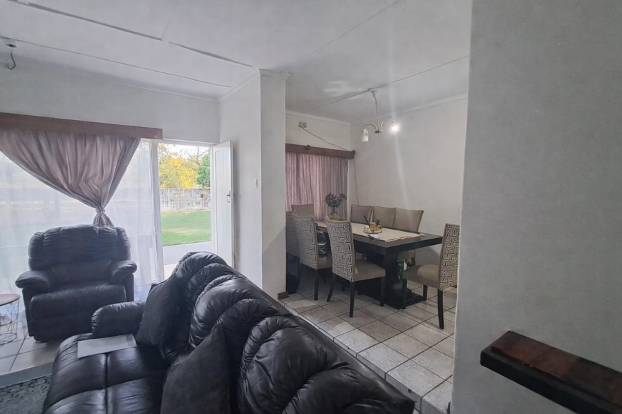 To Let 4 Bedroom Property for Rent in Bedelia Free State